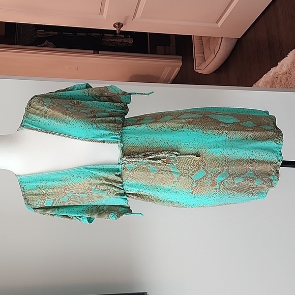 Vix Swimwear Coverup Size S - Picture 2 of 9